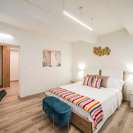Maison La Pomposa شقة